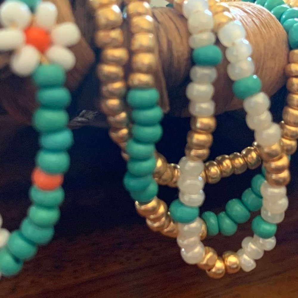 Boho Happy Daisy Bracelet -  Turquoise Gold Triple